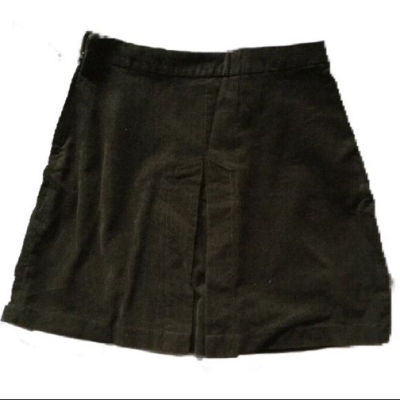 Olive green skirt - Picture 1 of 1